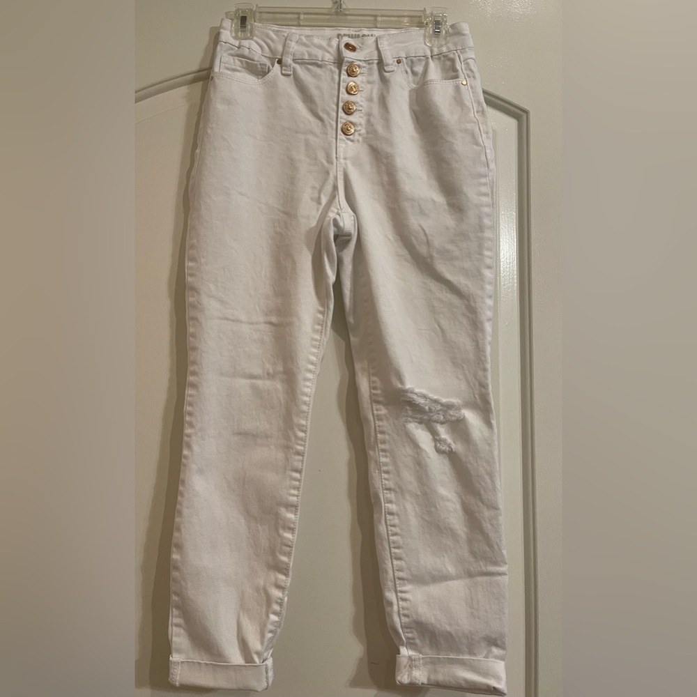 New York REWASH Brand Los Angelas. Size 7/28.